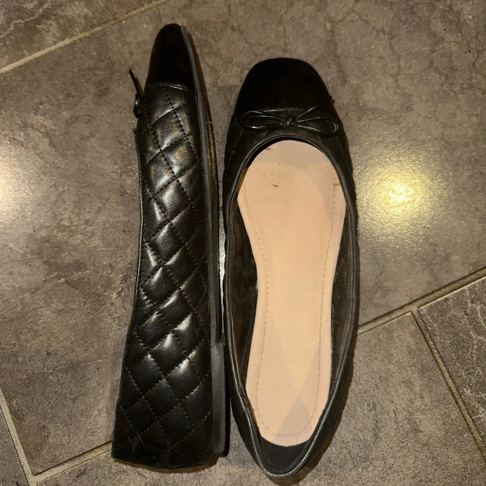 Aldo size 10 flats - Picture 1 of 3